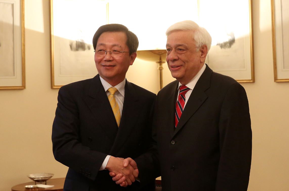 Παυλόπουλος: Οι σχέσεις ανάμεσα στην Ελλάδα και την Κίνα γίνονται ολοένα και πιο στενές