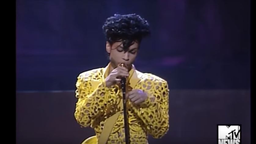 Η εμφάνιση του Prince στα βραβεία του MTV το 1991 – ΒΙΝΤΕΟ