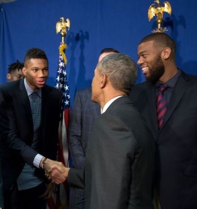 Η… διαφορά του Ομπάμα με τον Αντετοκούνμπο – ΦΩΤΟ