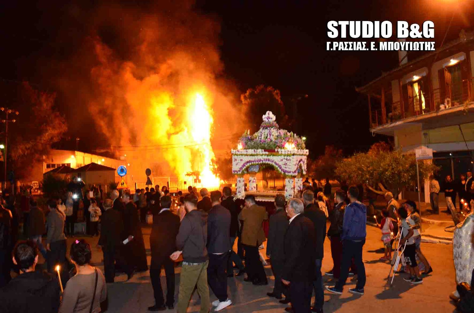 Έκαψαν τον… Βαραβά στη Νέα Κίο Αργολίδας – ΦΩΤΟ