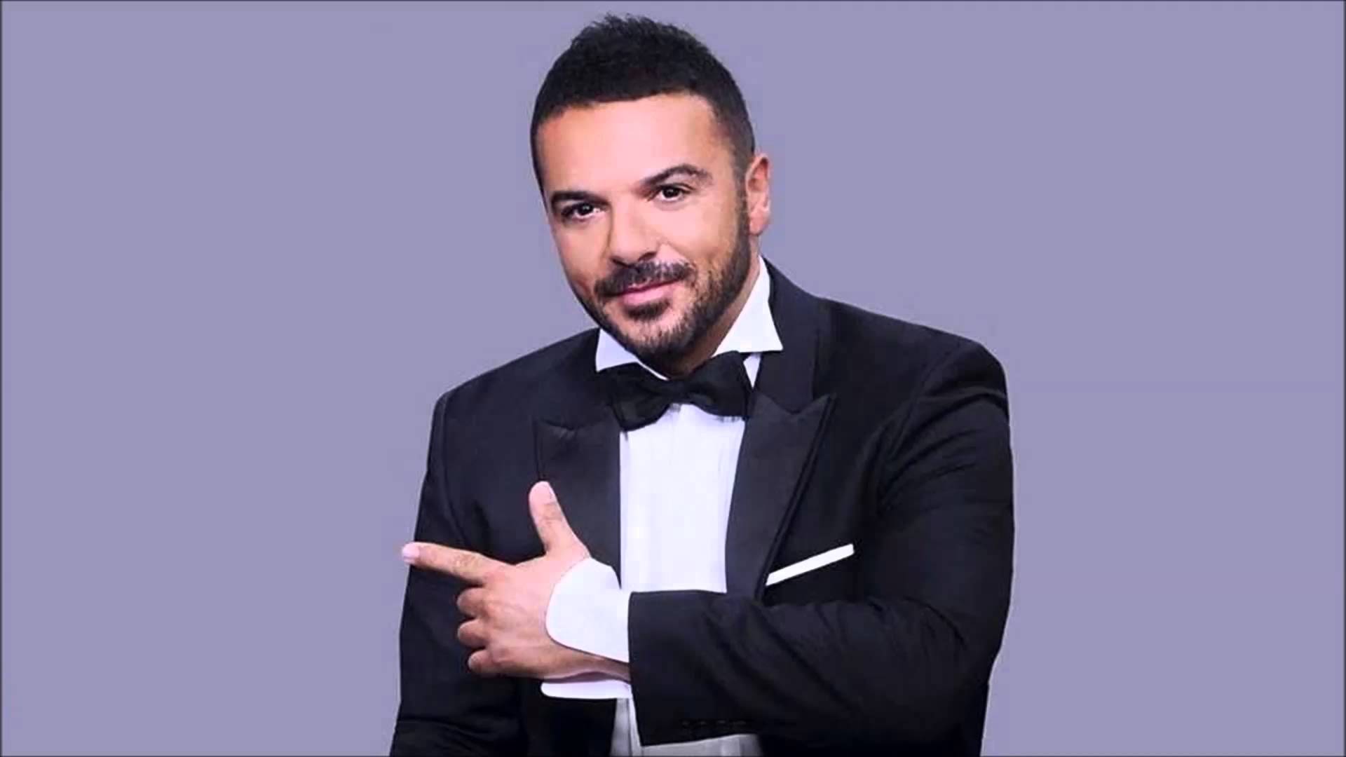 Το συγκινητικό μήνυμα του Τριαντάφυλλου για τον ερχομό του γιου του – ΦΩΤΟ