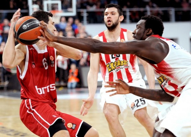 Ολυμπιακός – ΤΣΣΚΑ Μόσχας 69-64 (3ο δεκάλεπτο)