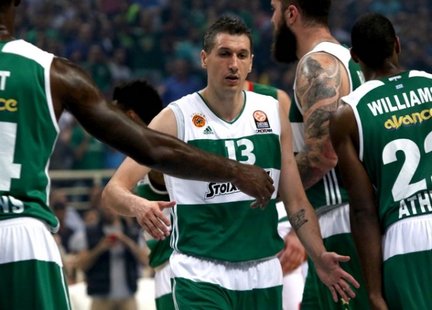 Ανατριχίλα στο ΟΑΚΑ για τον Διαμαντίδη – ΒΙΝΤΕΟ