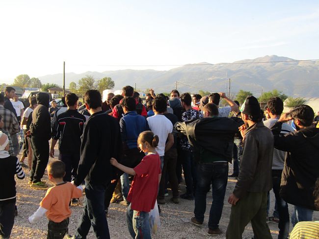 Νέα επεισόδια στον καταυλισμό του Κατσικά – ΦΩΤΟ