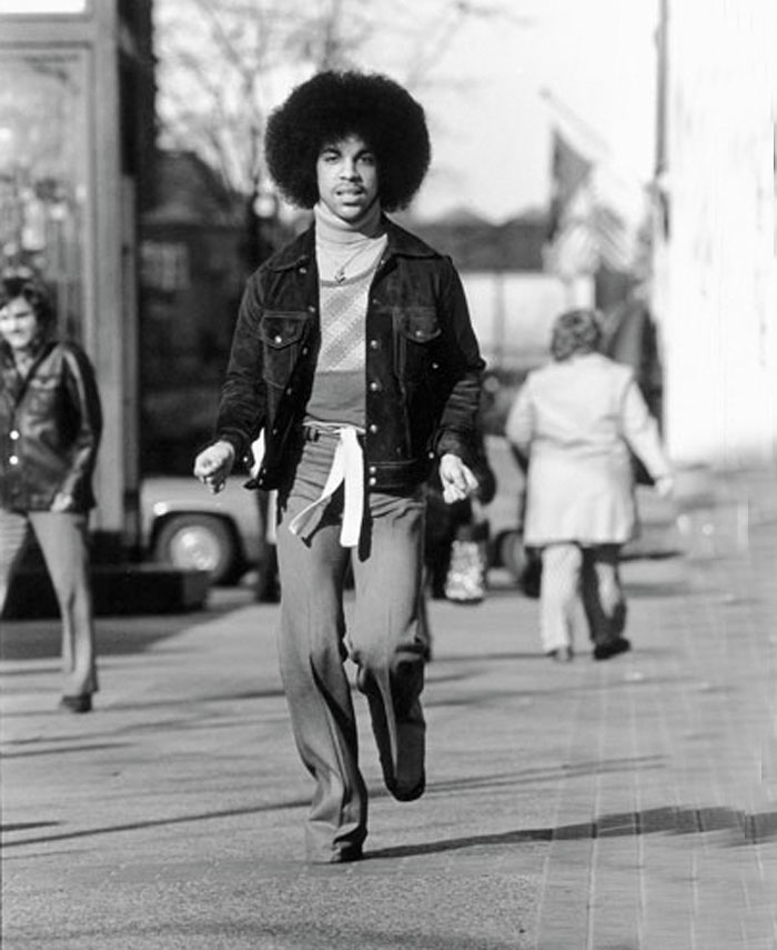 Σπάνιες φωτογραφίες του Prince σε ηλικία 19 ετών
