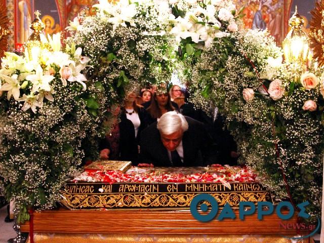 Στην Καλαμάτα ακολούθησε τον Επιτάφιο ο Πρόεδρος της Δημοκρατίας – ΒΙΝΤΕΟ