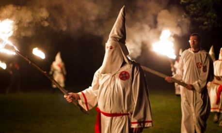 Τελετές Κου Κλουξ Κλαν στην Πάτρα;