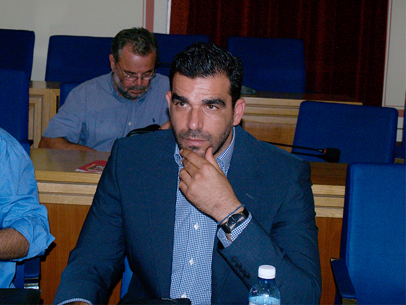 Κωσταντινέας για τον Κωνσταντινόπουλο: Αυτά τα άκουγα στα γήπεδα