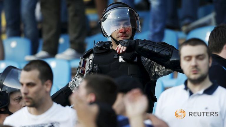 Βίαια επεισόδια στο ντέρμπι του Βελιγραδίου – ΒΙΝΤΕΟ