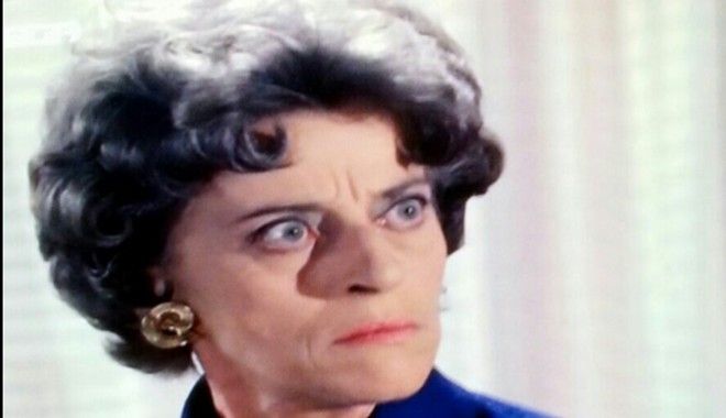 Aυτή είναι η όμορφη και κομψή εγγονή της Τασσώς Καββαδία-BINTEO