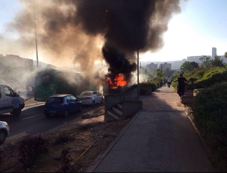 ΒΙΝΤΕΟ από την αιματηρή έκρηξη σε λεωφορείο στην Ιερουσαλήμ