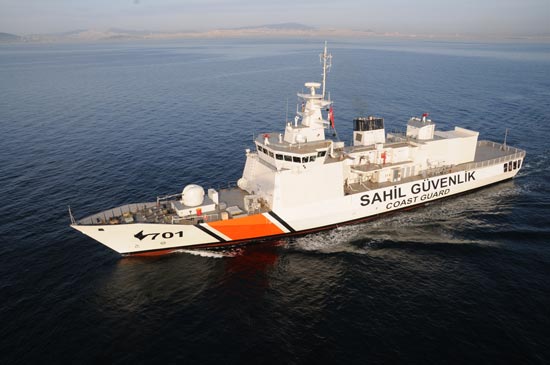 Οι Τούρκοι “έδιωξαν” από τις Οινούσσες ελληνικό αλιευτικό