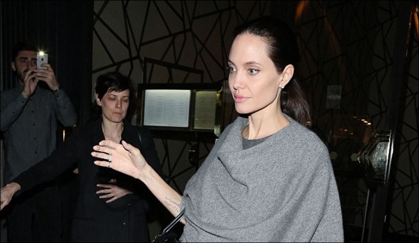 Άκρως ανησυχητική η αποστεωμένη εικόνα της Τζολί – ΦΩΤΟ