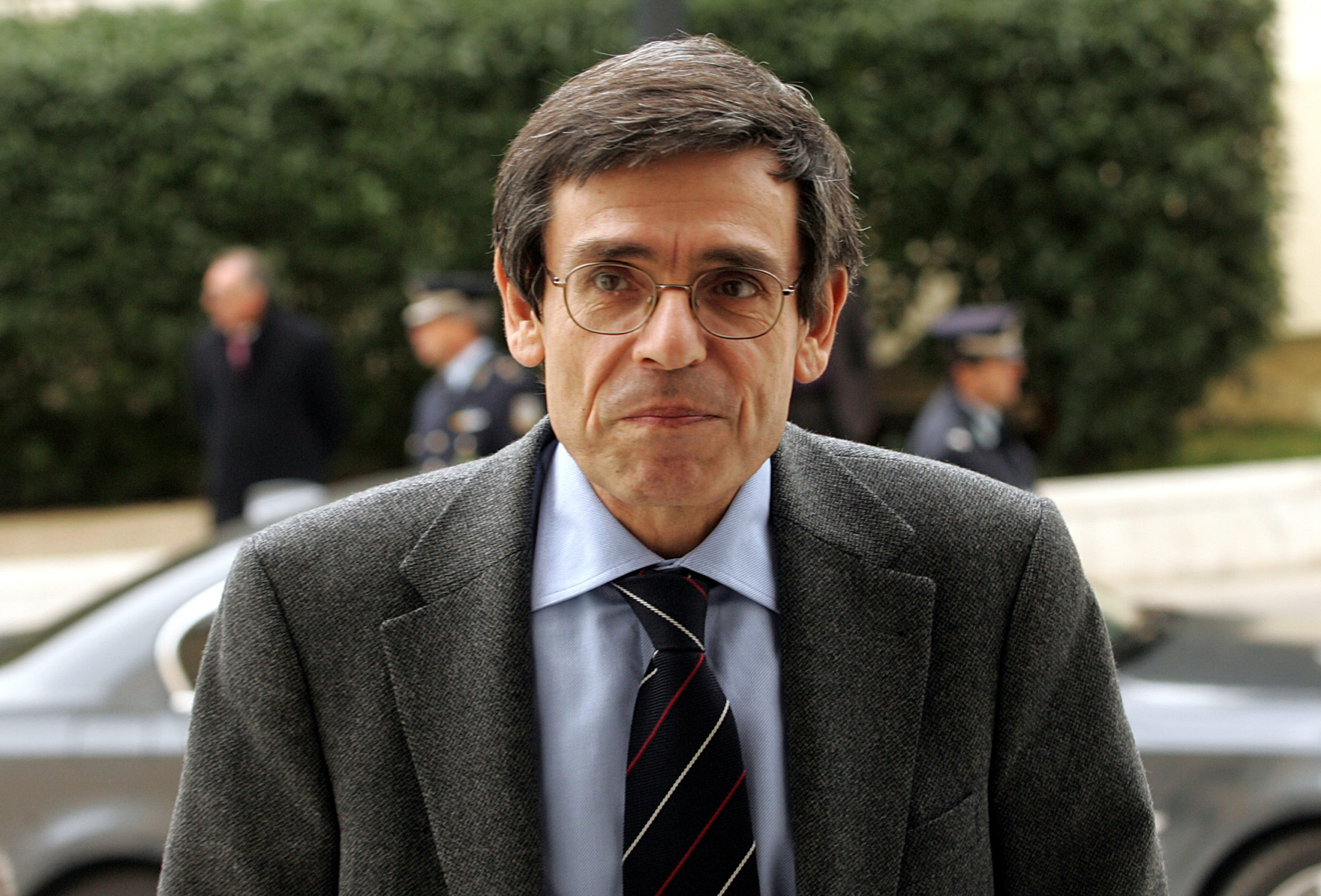 Η ανακοίνωση του γραφείου του Καραμανλή για το θάνατο του Γιάννη Αγγέλου