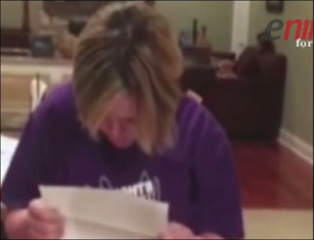 Ραγίζει καρδιές η νεαρή με σύνδρομο Down που μπήκε στο Πανεπιστήμιο – ΒΙΝΤΕΟ