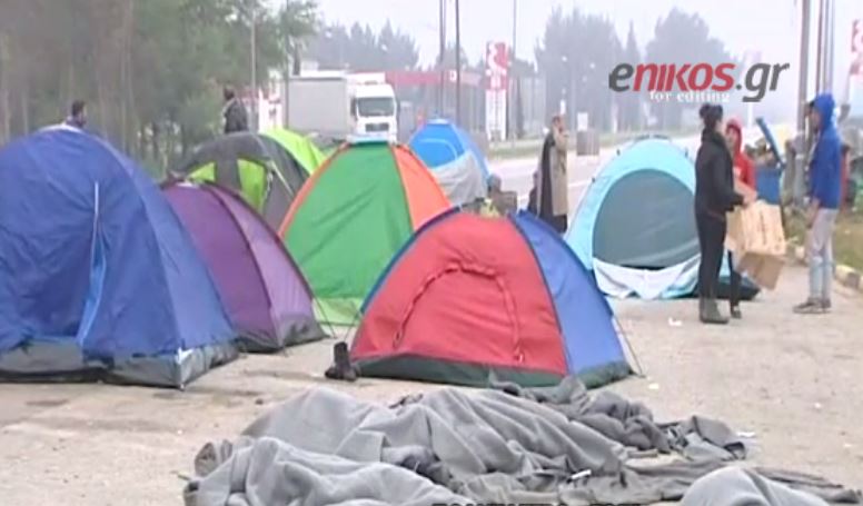 Παραμένει αποκλεισμένη η Εθνική Οδός στο Πολύκαστρο – ΒΙΝΤΕΟ