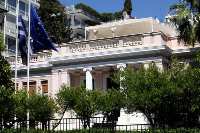 Μαξίμου: Στις 9 Μαΐου θα γίνει το Eurogroup – Επικοινωνία Τσίπρα με Λιου και Γιούνκερ