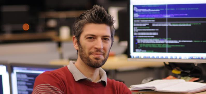 Ο Έλληνας πίσω από τους ηλεκτροκινητήρες της Tesla Motors