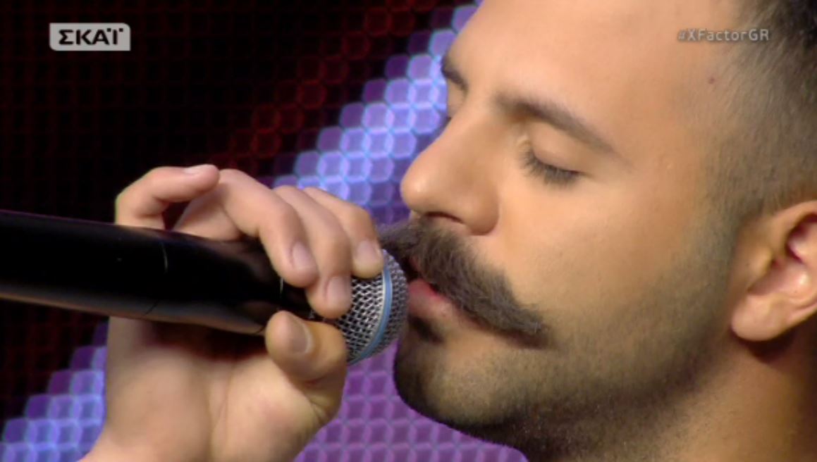 O διαγωνιζόμενος του “Χ-Factor” εντυπωσίασε με τη φωνή του αλλά και με το μουστάκι – ΒΙΝΤΕΟ