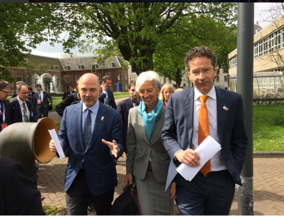 Σαφές μήνυμα στην Αθήνα από το Eurogroup: Ψηφίστε τα προληπτικά μέτρα και μετά η συζήτηση για το χρέος