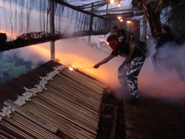 Προς ακύρωση ο ρουκετοπόλεμος στη Χίο – Τι λένε οι “ρουκετατζήδες” – BINTEO