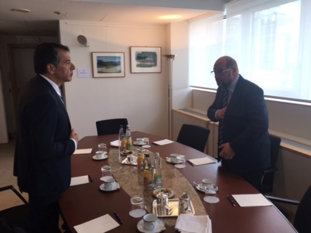 Θεοδωράκης: Η κυβέρνηση του κ. Τσίπρα δεν είχε επεξεργαστεί καμία λύση στο προσφυγικό