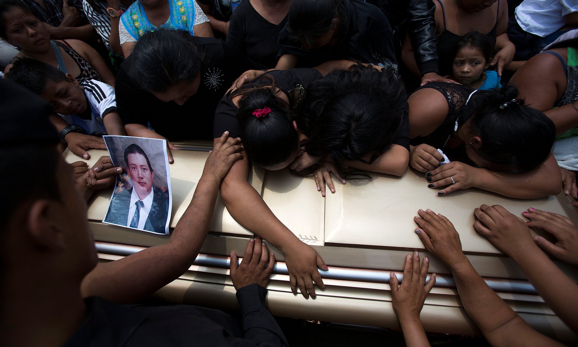 Τέσσερις νεκροί και 24 αγνοούμενοι στη Γουατεμάλα