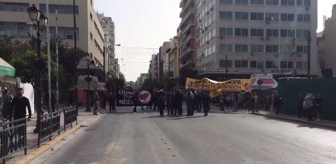 ΒΙΝΤΕΟ από την ένταση στον Πειραιά