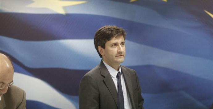 Σε εξέλιξη συνάντηση του Χουλιαράκη με τα τεχνικά κλιμάκια των δανειστών