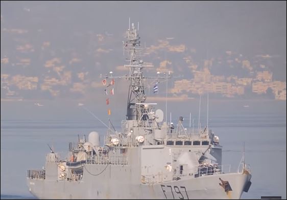 Στο λιμάνι του Πειραιά γαλλική κορβέτα – ΒΙΝΤΕΟ