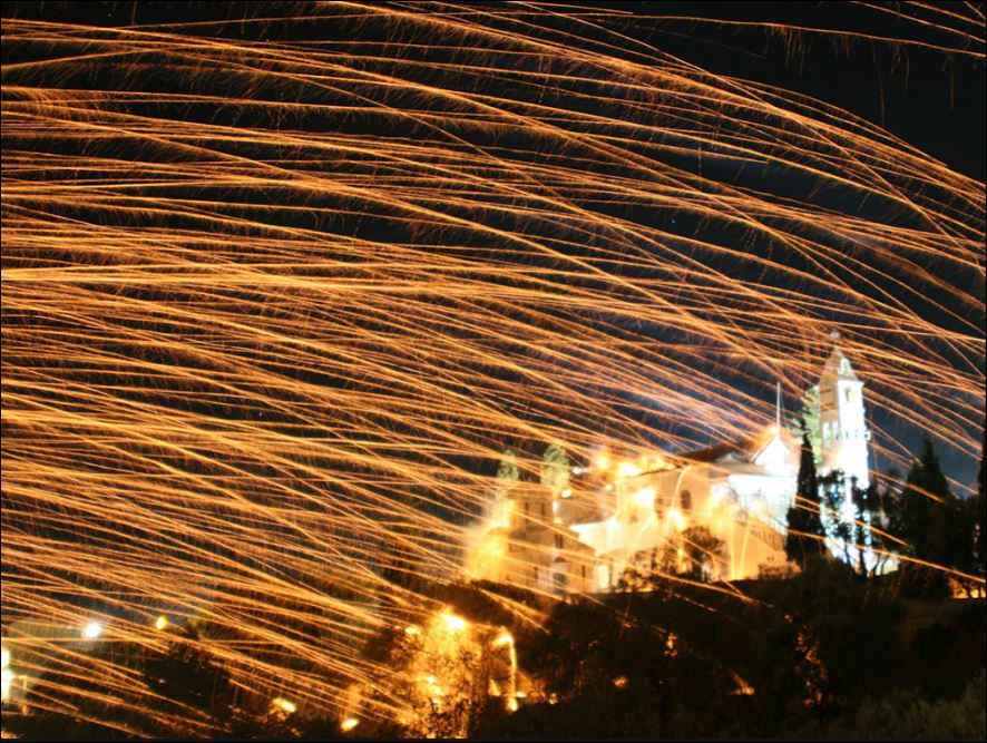 Απειλείται ο ρουκετοπόλεμος στη Χίο – Τι λένε μέλη των συνεργείων στο enikos.gr