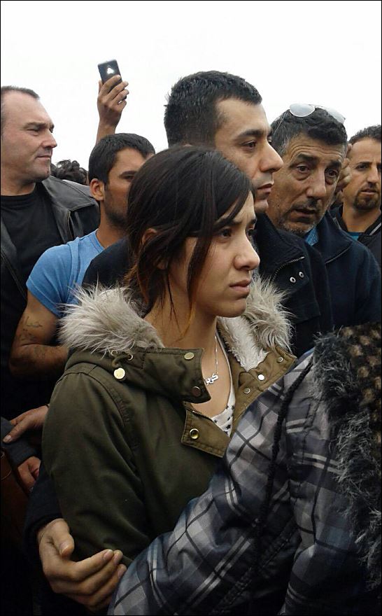 Στην Ειδομένη η γυναίκα-σύμβολο στον πόλεμο κατά του ISIS – ΦΩΤΟ