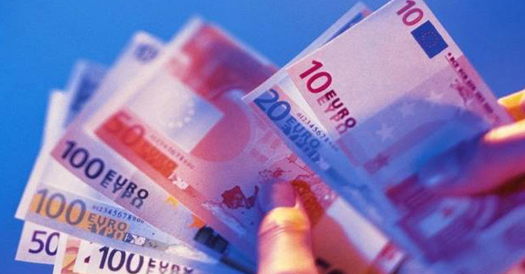 ΓΣΕΕ: Ποιοι δικαιούνται δώρο Πάσχα