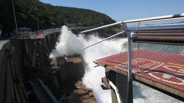 Κατέρρευσε ποδηλατόδρομος στο Ρίο ντε Τζανέιρο – Πέντε αγνοούμενοι – ΦΩΤΟ