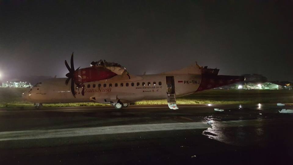 Σύγκρουση αεροσκαφών στο αεροδρόμιο της Τζακάρτα – ΦΩΤΟ – ΒΙΝΤΕΟ
