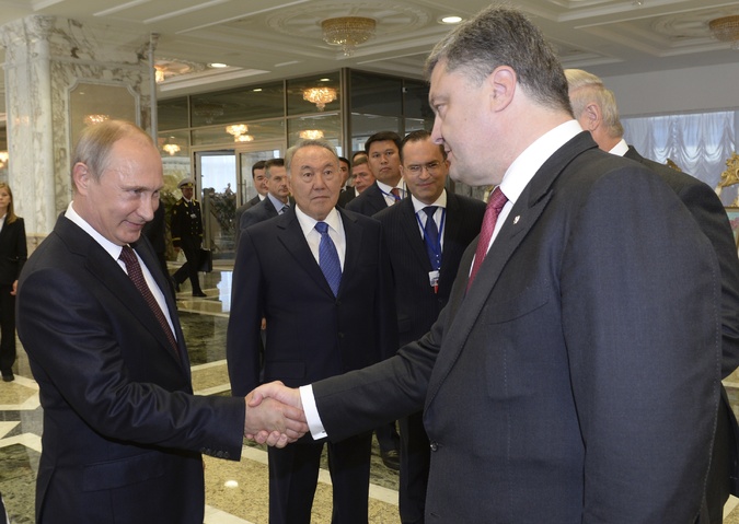 Επικοινωνία Πούτιν – Ποροσένκο για την ουκρανική κρίση