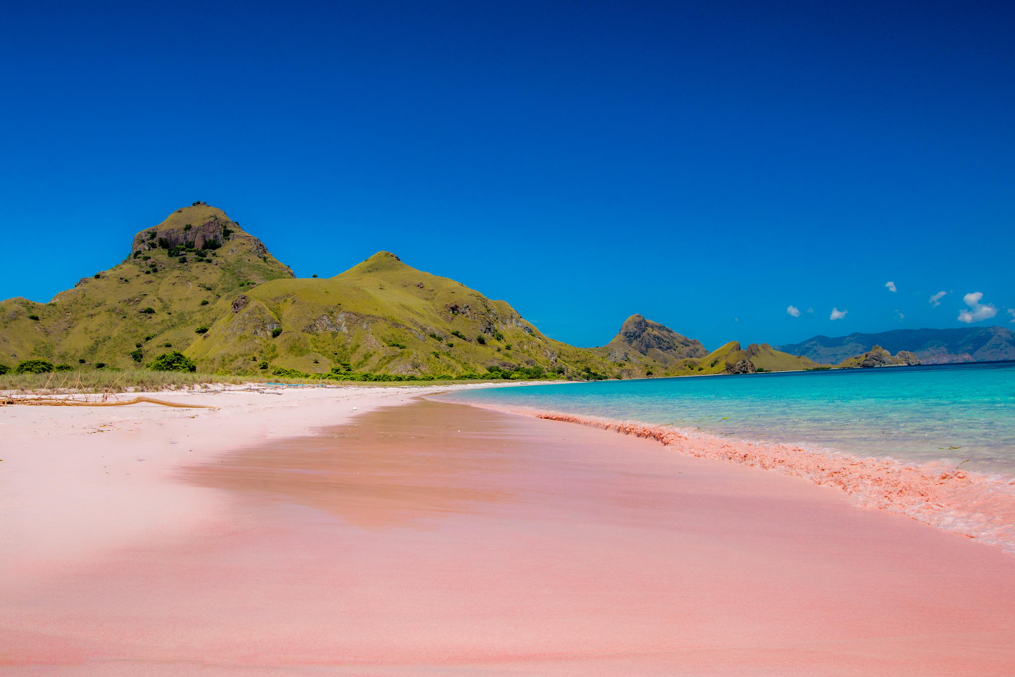 2 ελληνικές παραλίες στις 10 πιο όμορφες ροζ παραλίες στον κόσμο