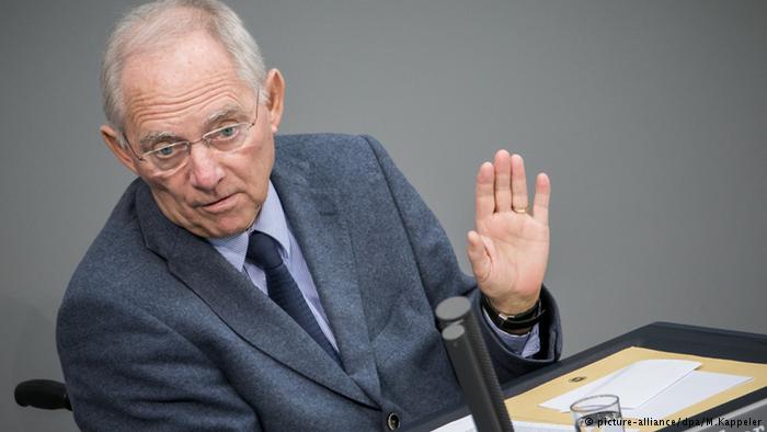 Δημοσίευμα “βόμβα” του Spiegel για τον Σόιμπλε τον εμπλέκει στα “Panama Papers”