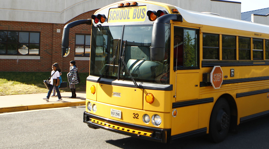 Πράκτορες της CIA ξέχασαν… εκρηκτικά σε σχολικό λεωφορείο