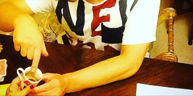 Ο Τρύφωνας Σαμαράς πήγε σε καφετζού και το ανακοίνωσε στο Instagram – ΦΩΤΟ