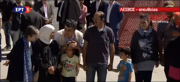 Το ηχηρό μήνυμα του Πάπα προς τους Ευρωπαίους με τους 12 πρόσφυγες