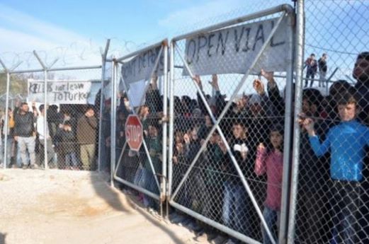 Δεν “χάθηκαν” 100 μετανάστες στη Χίο λέει ο δήμαρχος του νησιού