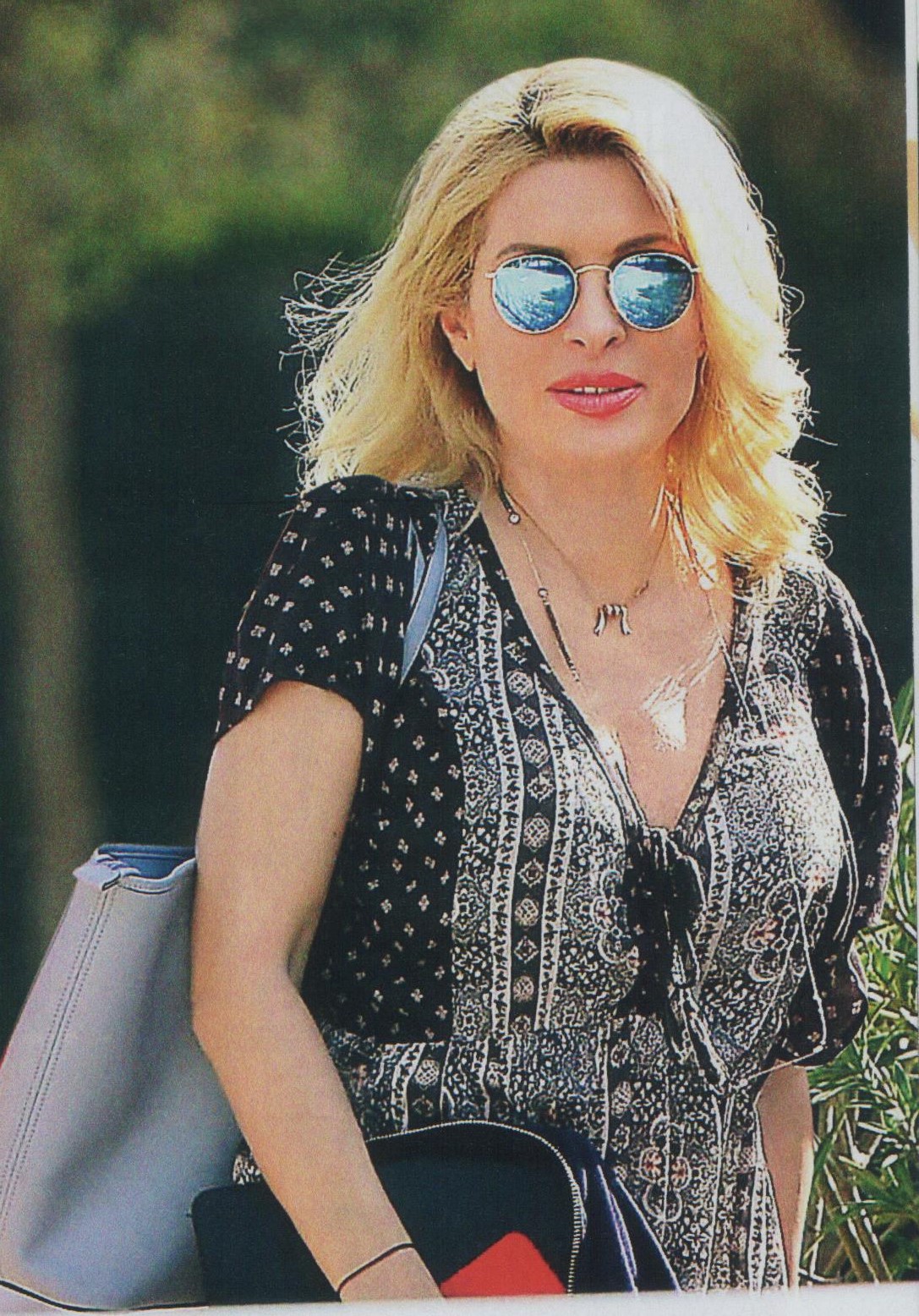 H αγκαλιά της Μενεγάκη στον Παντζόπουλο – ΦΩΤΟ