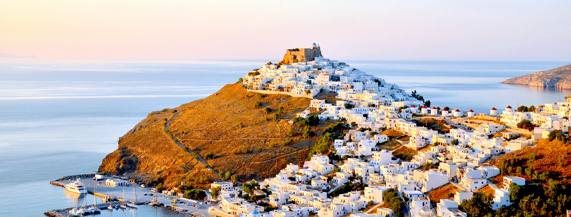 8 ελληνικά νησιά στα 10 κορυφαία της Ευρώπης για το 2016