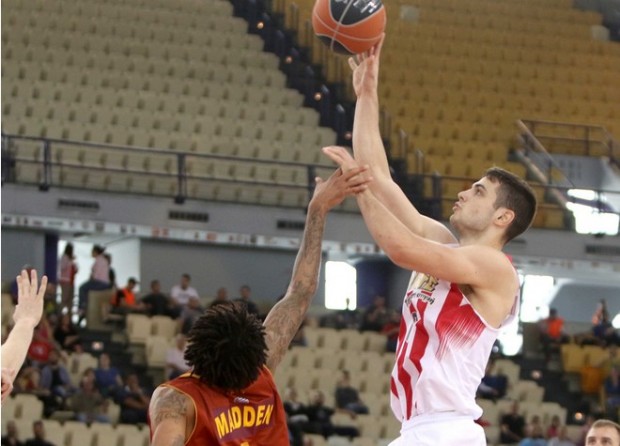 Έτρεχε με… 102 ο Ολυμπιακός