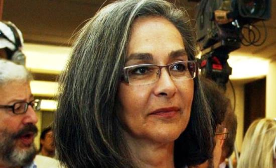 Σακοράφα: Πλήρης υποταγή της κυβέρνησης στην οικογένεια Λάτση