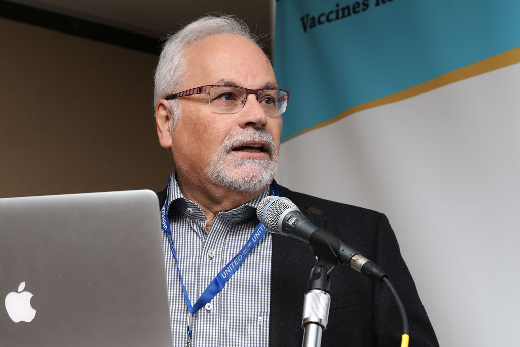 Έλληνας αναπτύσσει εμβόλια για το AIDS και τον καρκίνο