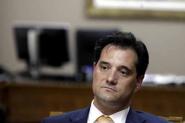 Ο Άδωνις για την κυβέρνηση: Δεν μπορούν να δέσουν τα κορδόνια τους