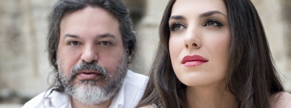 Ο Δημήτρης Παπαδημητρίου και η Φωτεινή Δάρρα για την μουσική παράσταση “Να πλημμυρίσει ο κόσμος φως”