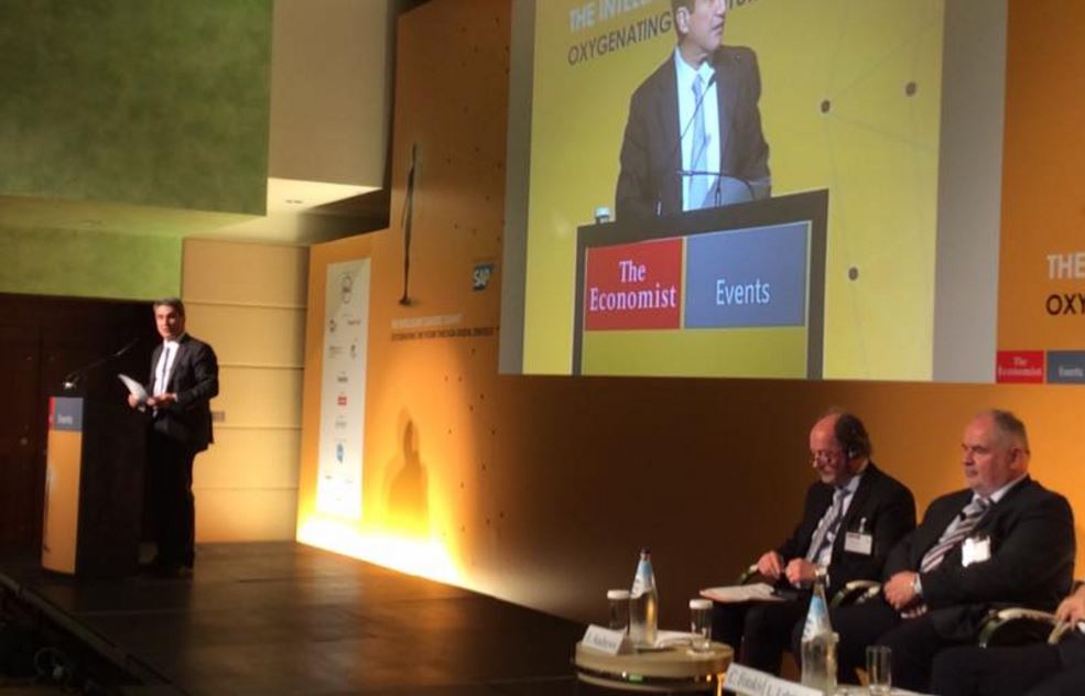 4 παραδοχές και 7 προτάσεις για την ανάπτυξη από τον Λοβέρδο